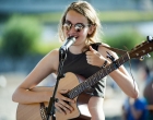 Festival op het eiland | Ella aan de Stegge (Mozarella)